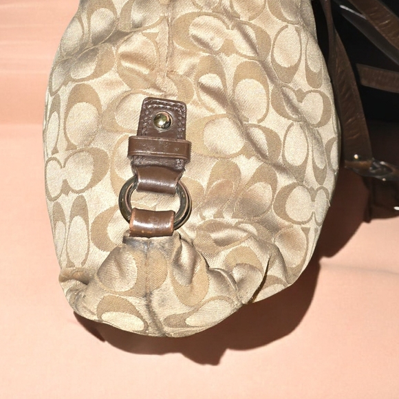 Coach Olive and Black Shoulder Bag - Picture 6 of 13